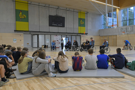 Društvo paraplegikov pri osnovnošolcih